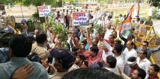 Congress took out a rally regarding the damaged soybean crops