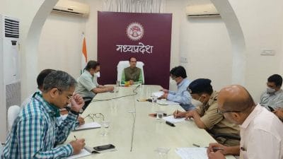 दिल्ली से लौटकर देर रात सीएम शिवराज ने ली बैठक, बाढ़ प्रभावितों को लेकर दिए ये निर्देश