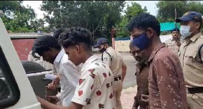 बड़वाह पुलिस ने शिक्षिका से ठगी करने वाले गिरोह का किया पर्दाफाश, 4 गिरफ्तार