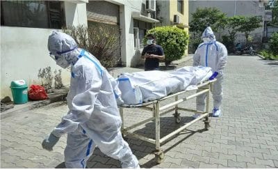 कोरोना से हुई मौत पर दस्तावेज में लिखा जाएगा ‘Covid Death’, सरकार ने जारी की गाइडलाइन