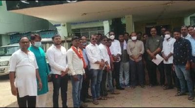 Damoh News : मौसम की दोहरी मार से फसलें बर्बाद, किसानों की समस्या लेकर कलेक्ट्रेट पहुंचे मलैया