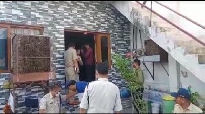 जबलपुर में हत्या फिर आत्महत्या के मामले में आया नया मोड़, आरोपी महेंद्र के फोन से मिले कई वीडियो, पुलिस जांच में जुटी