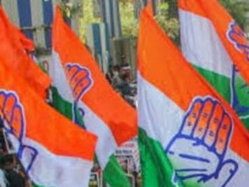 उपचुनाव से पहले कांग्रेस को बड़ा झटका, 6 महामंत्री समेत 200 कार्यकर्ताओं का इस्तीफा