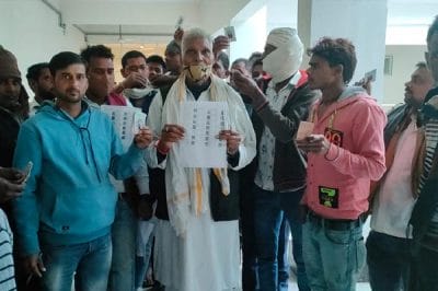 मुरैना : वोटर लिस्ट से नाम गायब होने पर ग्रामीणों ने चुनाव के बहिष्कार की दी धमकी