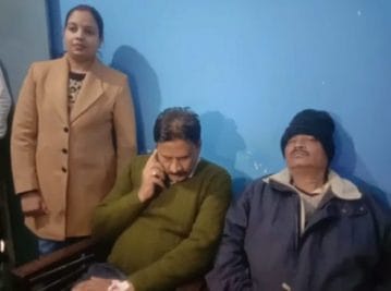 Phd थीसिस अप्रूव करने प्रोफ़ेसर ने मांगी 50,000 की रिश्वत, EOW ने रंगे हाथ पकड़ा