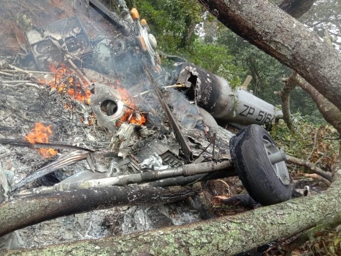 Tamil Nadu: सेना का हेलीकॉप्टर क्रैश, 11 शव बरामद, बिपिन रावत की हालत गंभीर