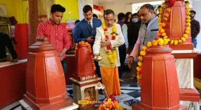 Datiya पहुंचे उप मुख्यमंत्री दिनेश शर्मा ने मां पीतांबरा दरबार में लगाई हाजरी