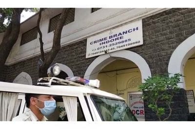 इंदौर : कोर्ट से भागे दुष्कर्म के फरार आरोपी को क्राइम ब्रांच पुलिस ने किया गिरफ्तार