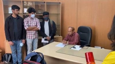 NLIU प्रोफेसर पर अश्लील मैसेज भेजने का आरोप, CM के एक्शन के बाद सामने आया बड़ा वीडियो