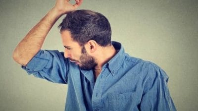 Lifestyle: इन फूड्स को करें डाइट में शामिल और पाएं पसीने की बदबू से छुटकारा