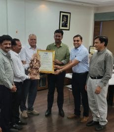 IPPF ने किया इंदौर कलेक्टर का स्वागत और अभिनंदन