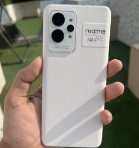Realme GT 2 Pro Review: कम दाम में अच्छा फीचर्स, इन स्मार्टफोन को दे सकता है टक्कर