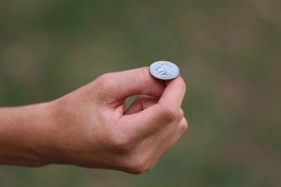 अजब गजब : जब सिक्का उछाल कर किया गया चुनाव में विजयी प्रत्याशी का फैसला