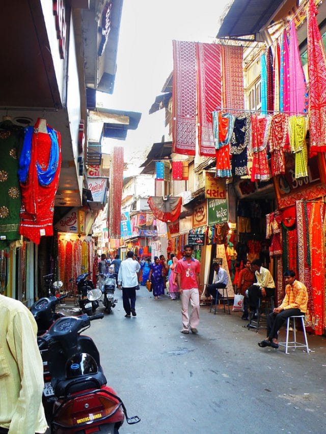 स्ट्रीट शॉपिंग के लिए बेस्ट और मशहूर हैं मध्यप्रदेश के ये बाजार