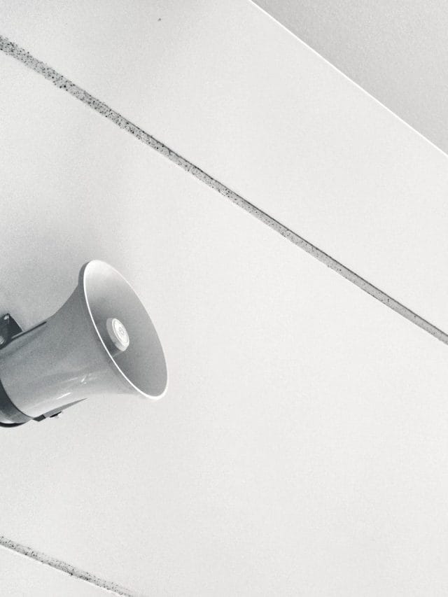 Loudspeaker : कैसे और कब दुनिया में आया लाउडस्पीकर ?