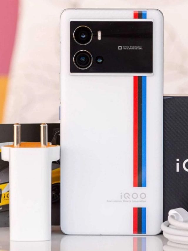 बहुप्रतीक्षित IQ 9T फोन की कीमत लीक हो गई है।