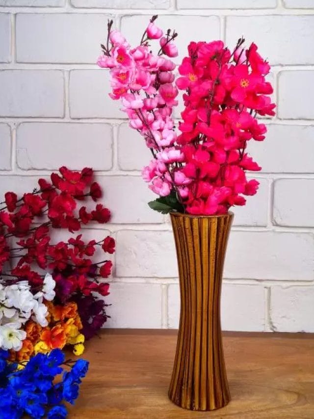 घर में कृत्रिम फूल लगाने से पहले सोचें