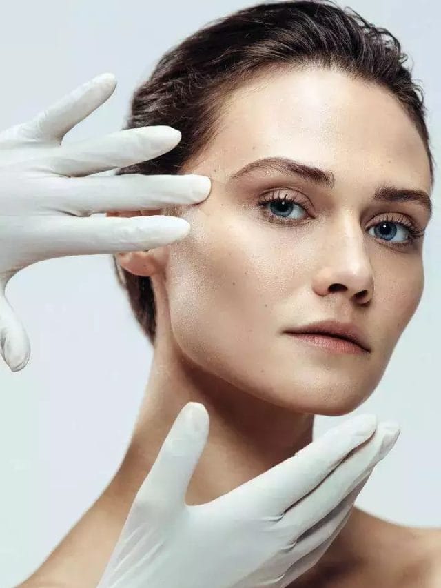 क्या आप प्लास्टिक सर्जरी के हानिकारक प्रभावों के बारे में जानते हैं ?