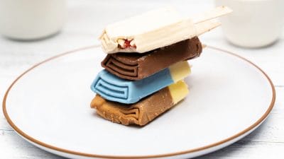 Ice Cream Disadvantage : रात में आइसक्रीम खाने से होते हैं सेहत को ये नुकसान, तेजी से बढ़ता है मोटापा