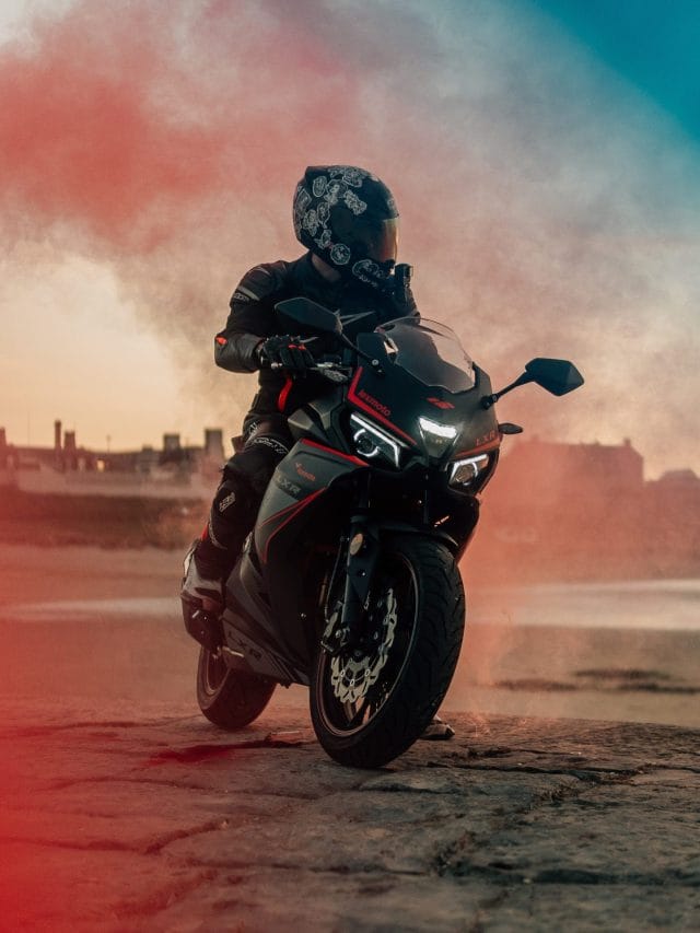 BMW की नई स्पोर्टबाइक की खासियत