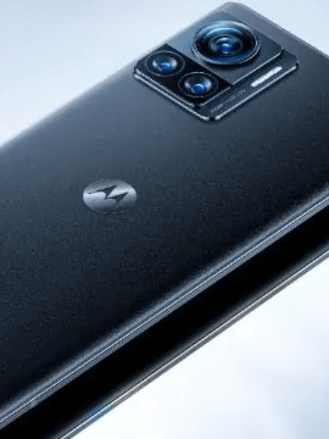 50MP कैमरे वाला Moto Razr 2022 लॉन्च