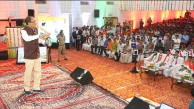 MP News : “शिवराज मामा की पाठशाला” में बच्चों ने जाना तिरंगे का इतिहास