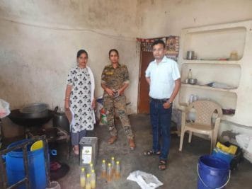 फूड विभाग की टीम ने घर में संचालित डेयरी पर मारा छापा, पढ़े पूरी खबर