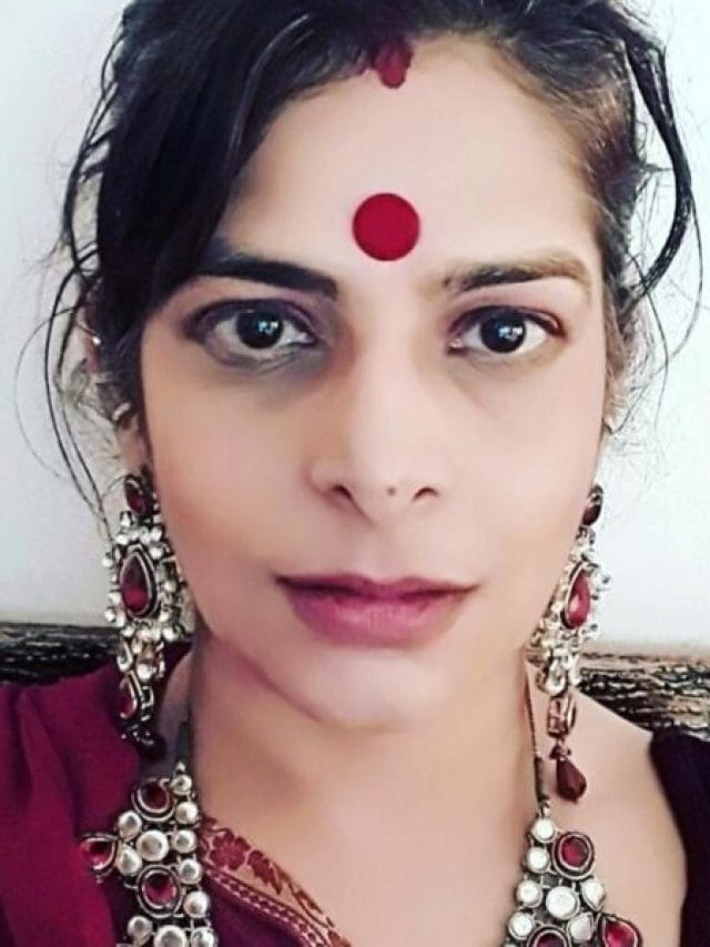 संन्यासी बनीं टीवी एक्ट्रेस नूपुर अलंकार…