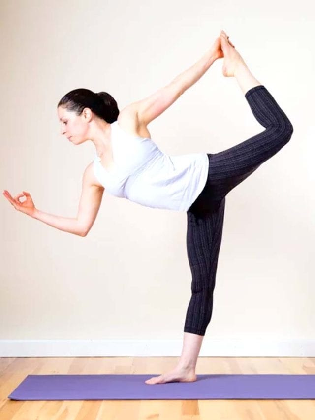 इन योगासनों से करें हार्मोन बैलेंस