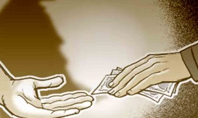 लोकायुक्त रीवा ने जैतपुर थाना में पदस्थ टीआई को रिश्वत लेते रंगे हाथों पकड़ा, पढ़ें पूरी खबर