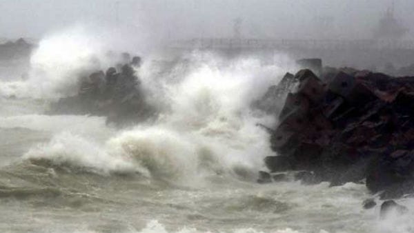 जापान की ओर तेजी से बढ़ रहा 'नानमाडोल' तूफान, जानिए कितना विनाशकारी होगा यह तूफान