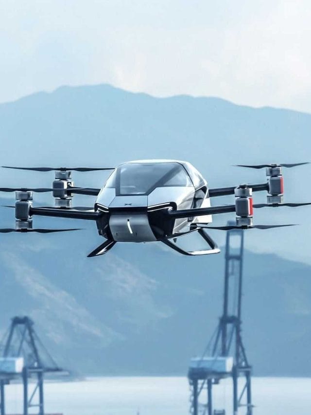 आ गई दुनिया की पहली इलेक्ट्रिक टू-सीटर Flying Car, देखें फोटोज