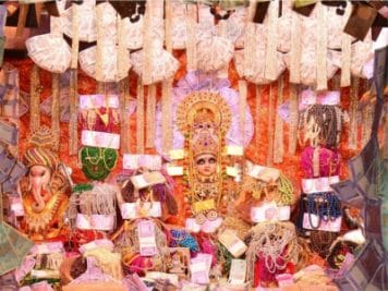 रतलाम के महालक्ष्मी मंदिर में शुरू हुई सजावट, धनतेरस से भाईदूज तक होंगे मनोरम दर्शन