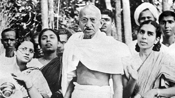 Gandhi Jayanti 2022: महिलाओं को पुरुषों के समान अधिकार दिलाने में महात्मा गांधी की रही है महत्वपूर्ण भूमिका, पढ़ें ये रोचक तथ्यें