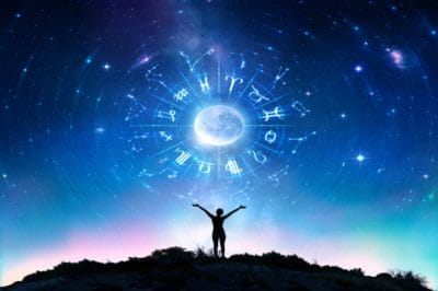 Astrology: स्पोर्ट्स में एक्सपर्ट होते हैं इन 5 राशियों के लोग, खेल जगत में कमाते हैं नाम, यहाँ जानें
