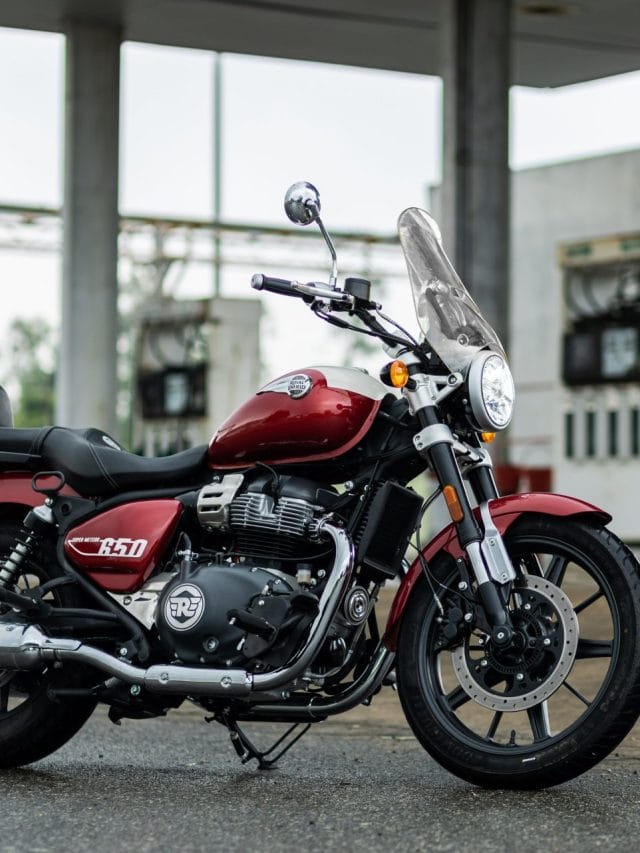 Royal Enfield ने हटाया नई  650cc क्रूजर बाइक से पर्दा, देखें यहाँ