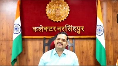 हम दीवानों की क्या हस्ती, है आज यहां कल वहां चले।” तबादले के बाद कलेक्टर का संदेश