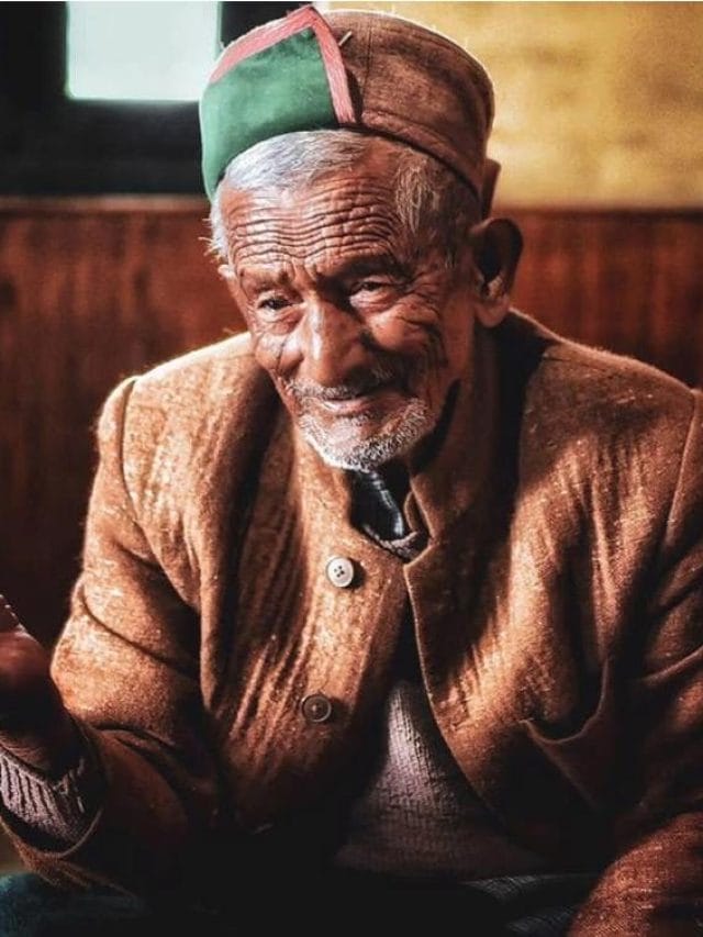 भारत के पहले मतदाता श्याम सरन नेगी का 106 साल की उम्र में निधन