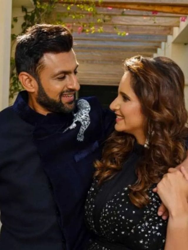 तलाक की खबरों के बीच पति Shoaib Malik ने किया सानिया को बर्थडे विश…!