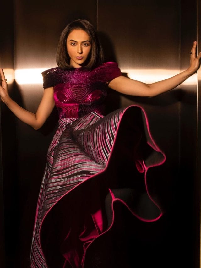 पर्पल ड्रेस में Rakul Preet का खूबसूरत अंदाज, देखें फ़ोटोज़…