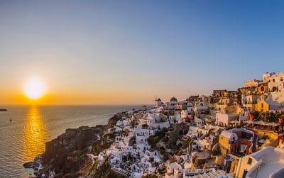 Amazing Places In The World: ऐसी विचित्र जगह जहां 70 दिनों तक चमकता है सूरज, जानिए उन 5 देशों के नाम