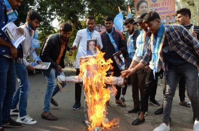 ‘गांधी गोडसे एक युद्ध’ फिल्म को लेकर NSUI का विरोध प्रदर्शन, कहा ‘नहीं होने देंगे स्क्रीनिंग’