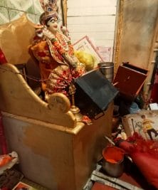 Morena News: प्राचीन हनुमान मंदिर की दानपेटी चुरा ले गए चोर, मूकदर्शक बनी पुलिस