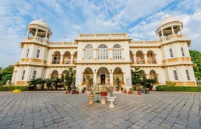 Sooryavansham : इस हवेली में हुई थी Amitabh Bachchan की फिल्म सूर्यवंशम की शूटिंग, ऐसा है इतिहास