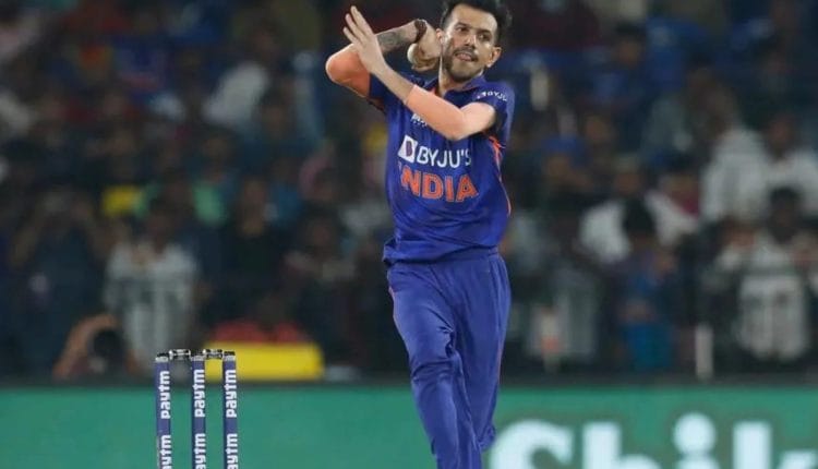 युजवेंद्र चहल ने रचा इतिहास, रिकॉर्ड बुक में दर्ज हुआ नाम, कई दिग्गजों को छोड़ा पीछे । Yuzvendra Chahal created history, recorded his name in the record book, left many veterans behind ।