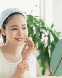 Korean Glowing Skin : इस होममेड क्रीम से चमकाए अपनी त्वचा, ये है बनाने की विधि
