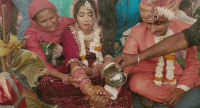 300 युगल जोड़े शादी के परिणय सूत्र में बंधे, पुलिस परेड ग्राउंड में निभाई गई विवाह की रस्में