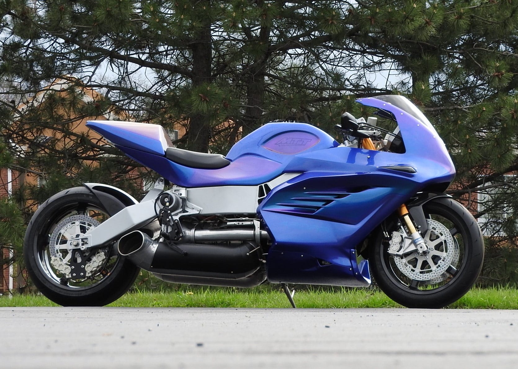 MTT Y2K Turbine Superbike