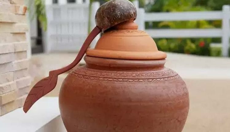 Water Clay Pot