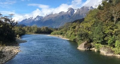 River Vacation Destinations: भारत की इन खूबसूरत नदियों के किनारे बिताएं अपना वेकेशन, यादगार बन जाएगी गर्मी की छुट्टियां